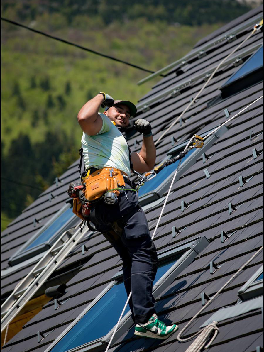 Ben, le poseur de l'équipe de Sun Charge